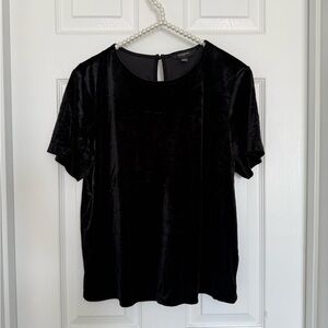 Banana Republic Black Velvet Short Sleeve Top